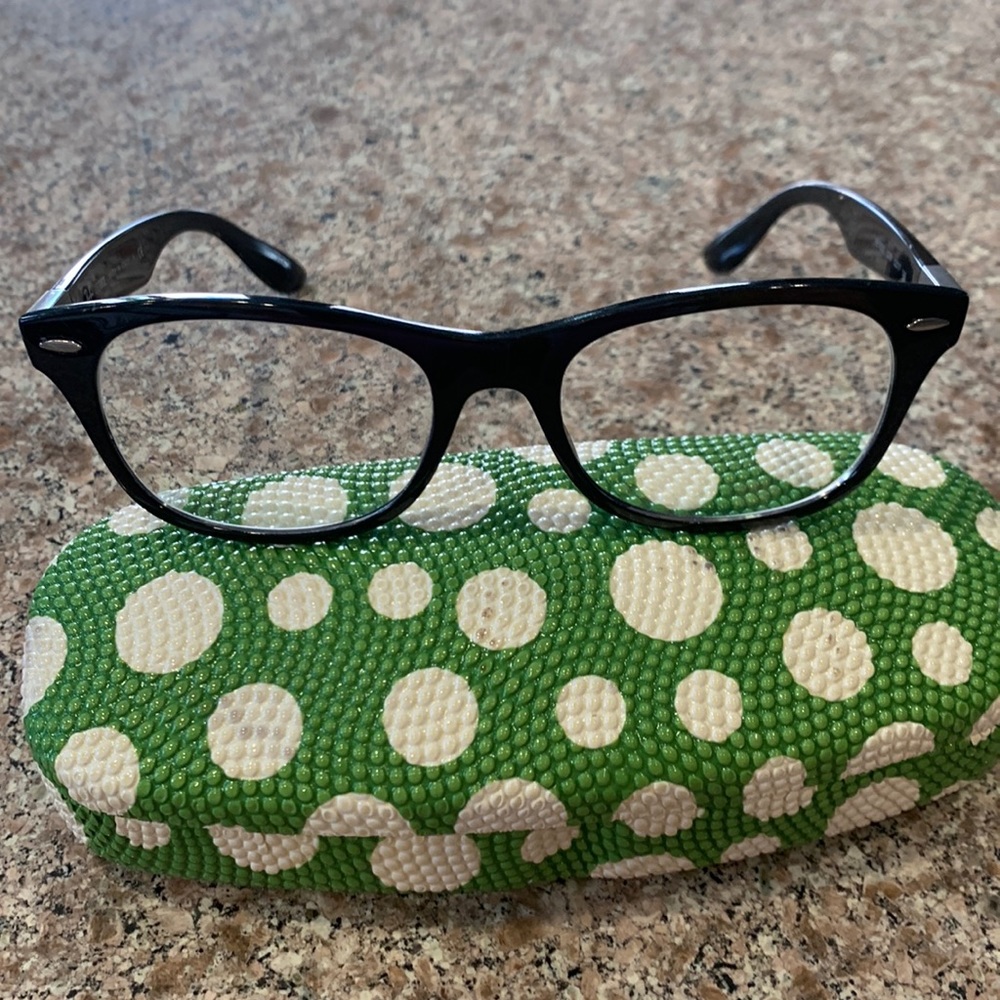 Ray ban glasses. Prescription lenses. Will need to add lenses